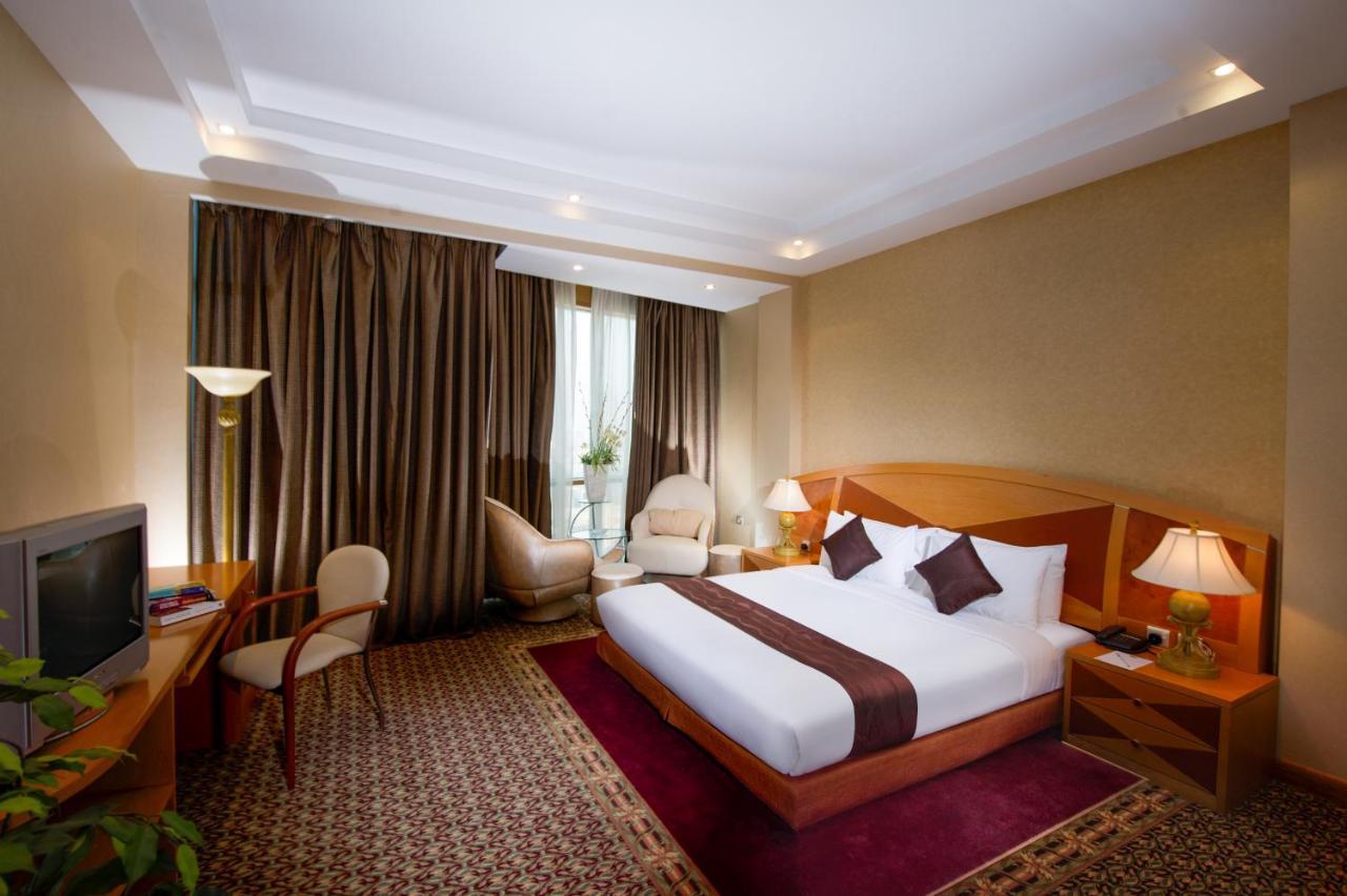 Elite Tower Apartment Sanabis Bagian luar foto